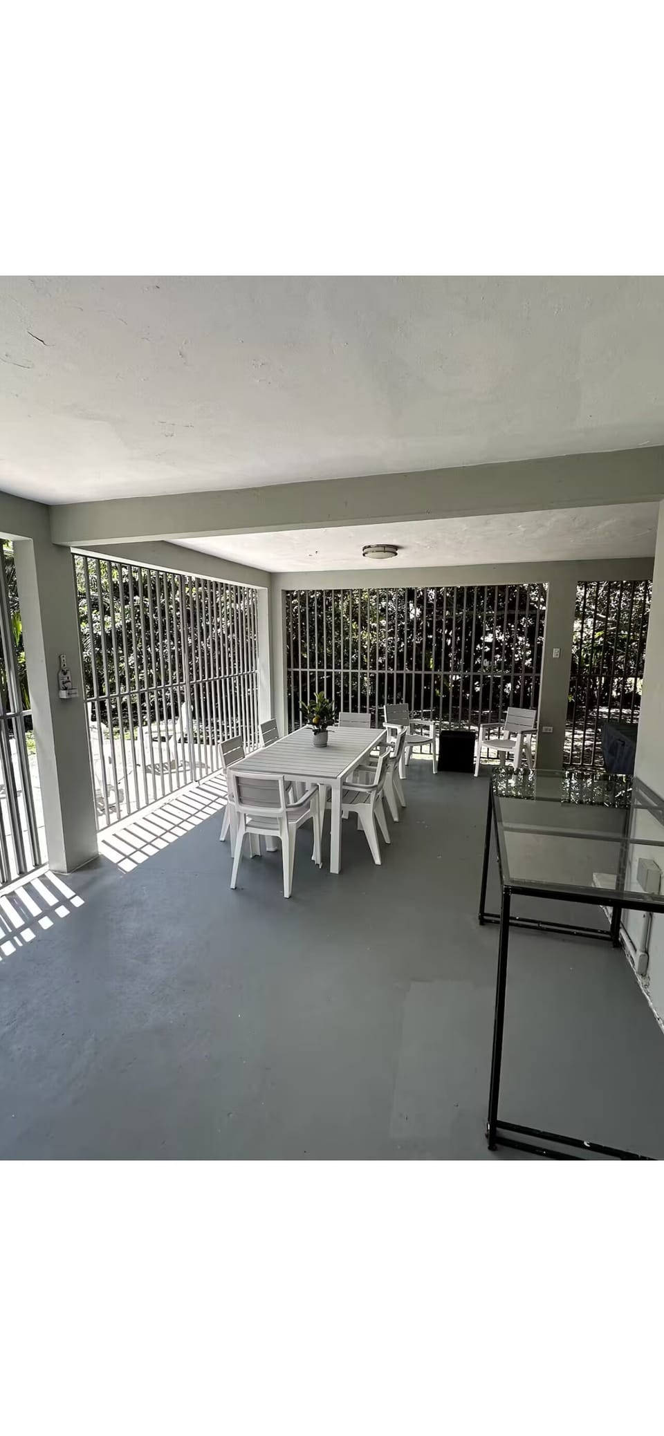 Outdoor dining