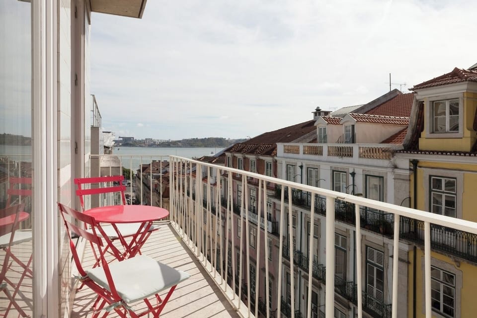 Balcony with river view!
