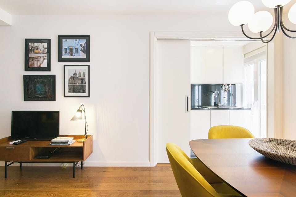 Dining room and kitchen view!