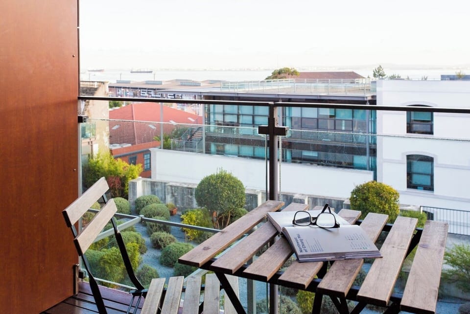 Balcony!