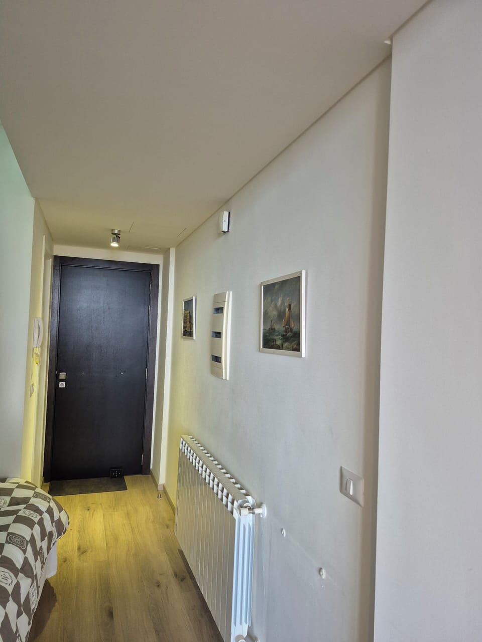 Iron/ironing board