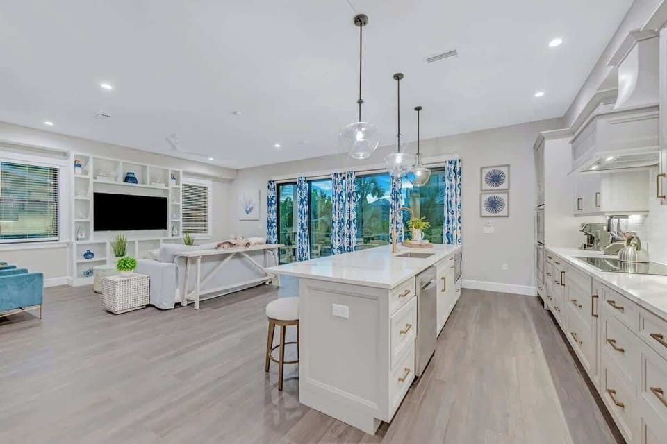 House A - Kitchen - Oversized Refrigerator -  Dishwasher - Oven - Large Gas Stove