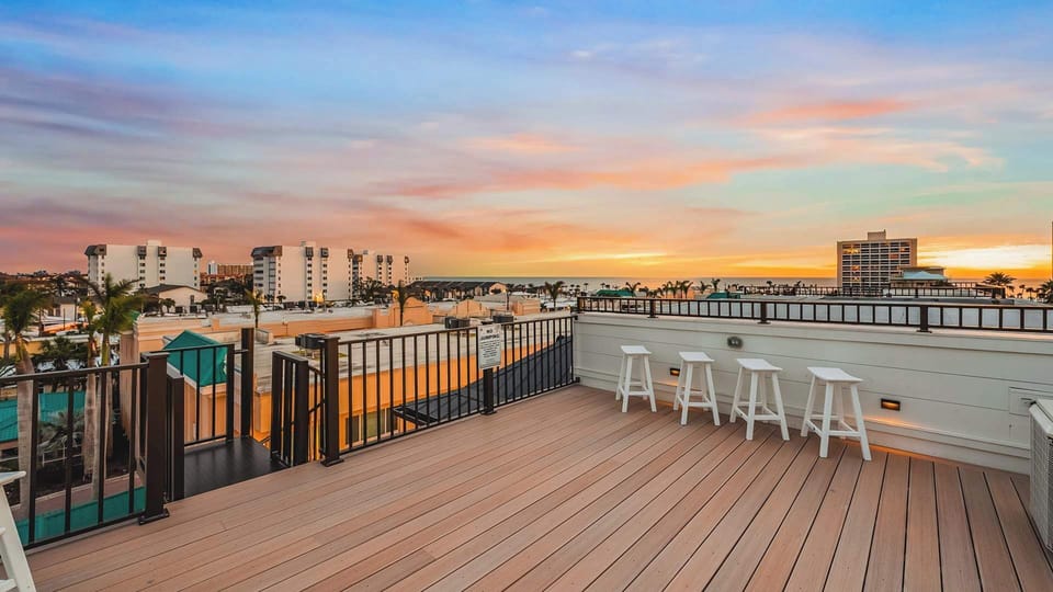 Home A - Twilight - Rooftop - Gulf Views