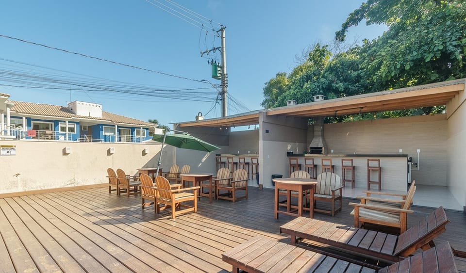 Basic Apartment | Outdoor dining