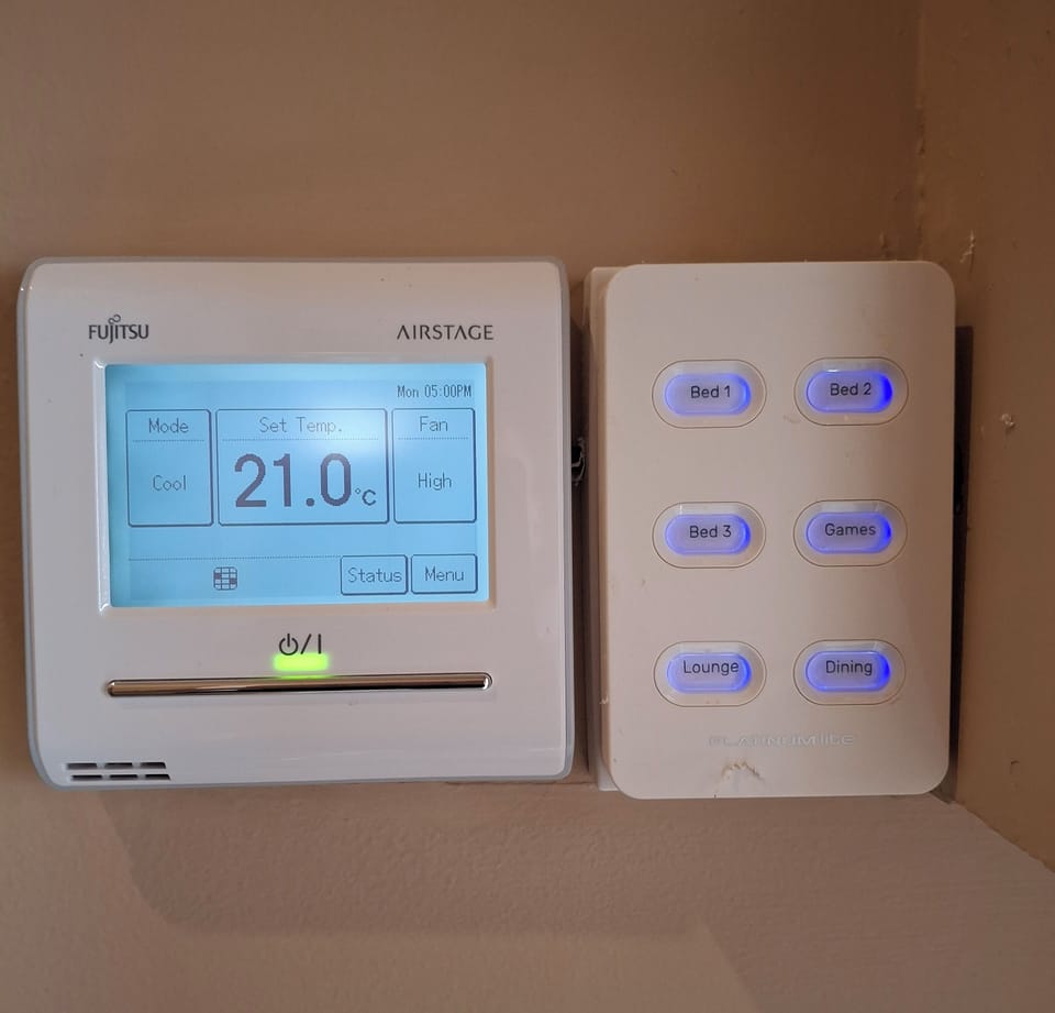 ducted reverse cycle heating and cooling