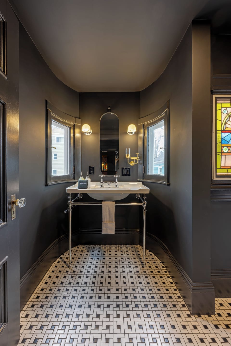 Single Room | Bathroom | Combined shower/tub, hair dryer, bathrobes, towels