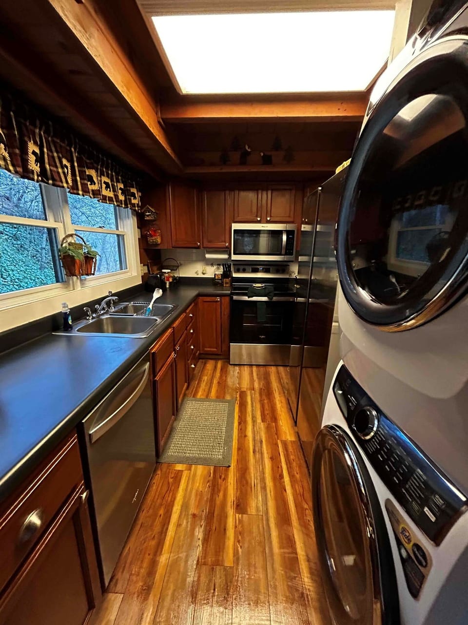 Fully stocked kitchen