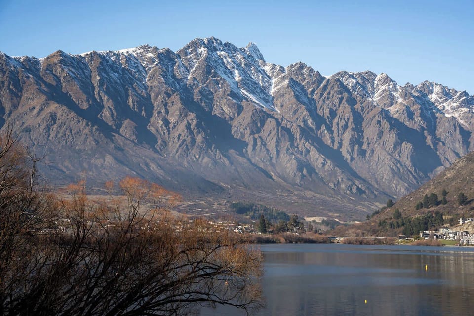 Enjoy panoramic lake and mountain scenery on the Frankton Track - right on your front door step!
