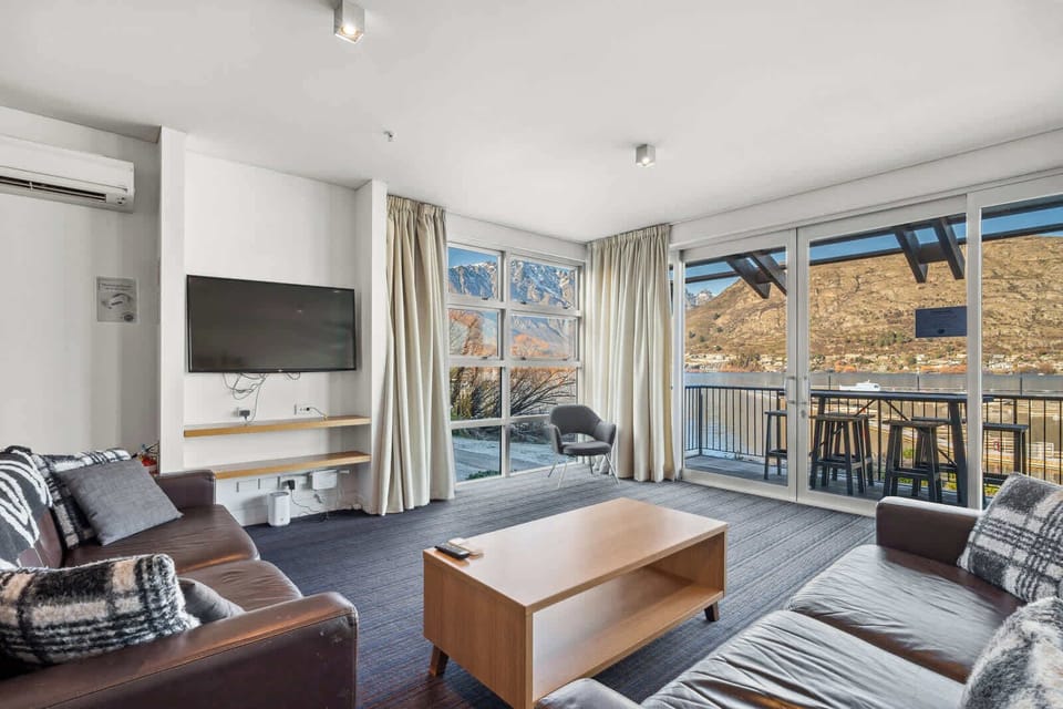 Spacious lounge with direct access to the outdoor patio.
