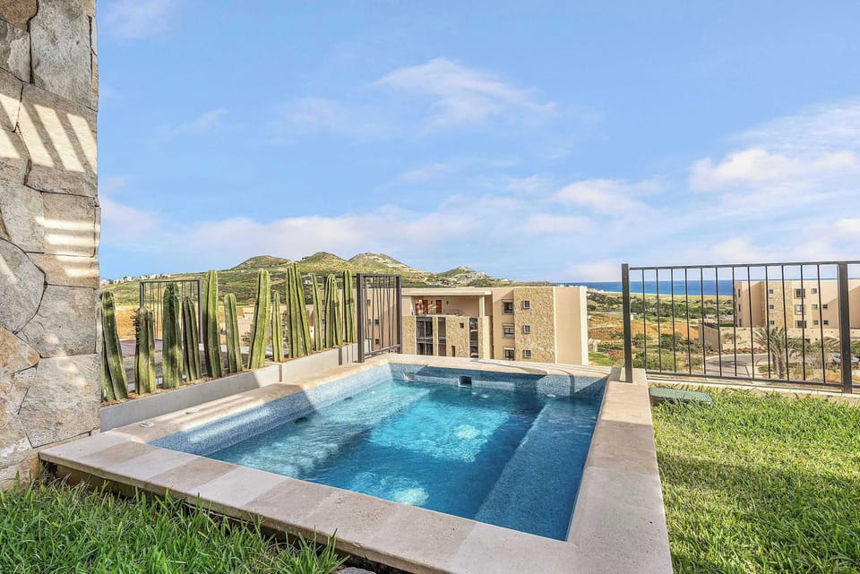 The private jacuzzi is the perfect place to rest after a big Cabo day.