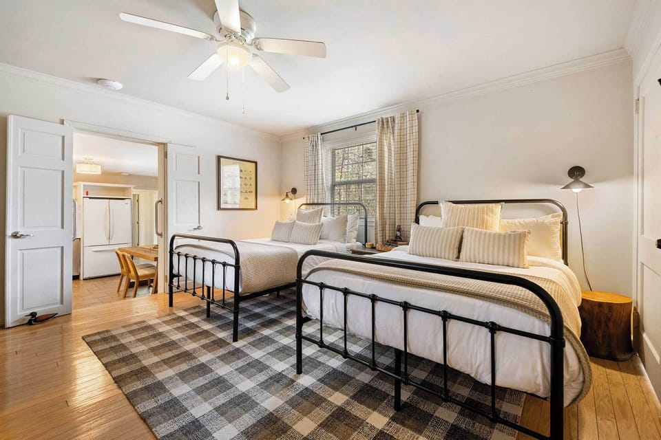 Amicalola Suite | Lookout Mountain Inn