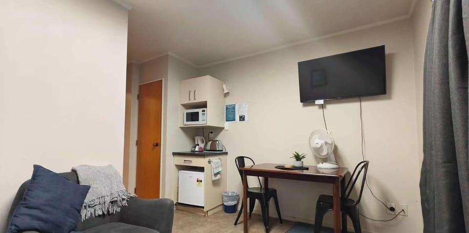 Comfort Studio | Free WiFi, bed sheets
