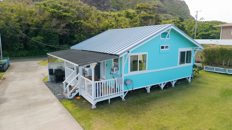 Hale Kekio — your teal plantation-style cottage