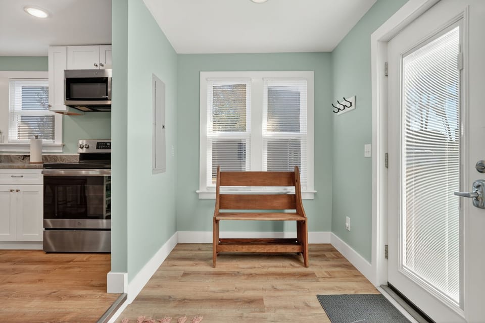 Mudroom - Laundry Room