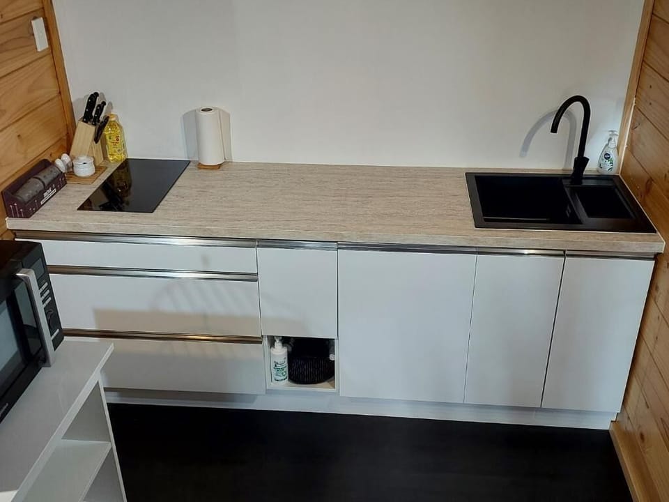 Well equipped kitchenette 