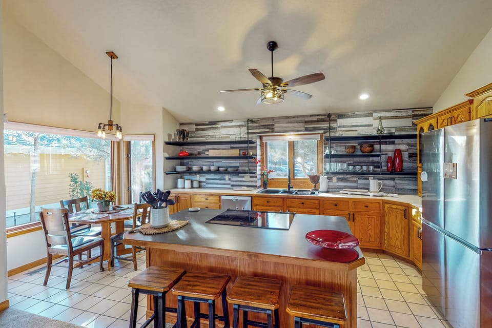 Kitchen | Toaster | Keurig & French Press Coffee Makers I Wi-fi