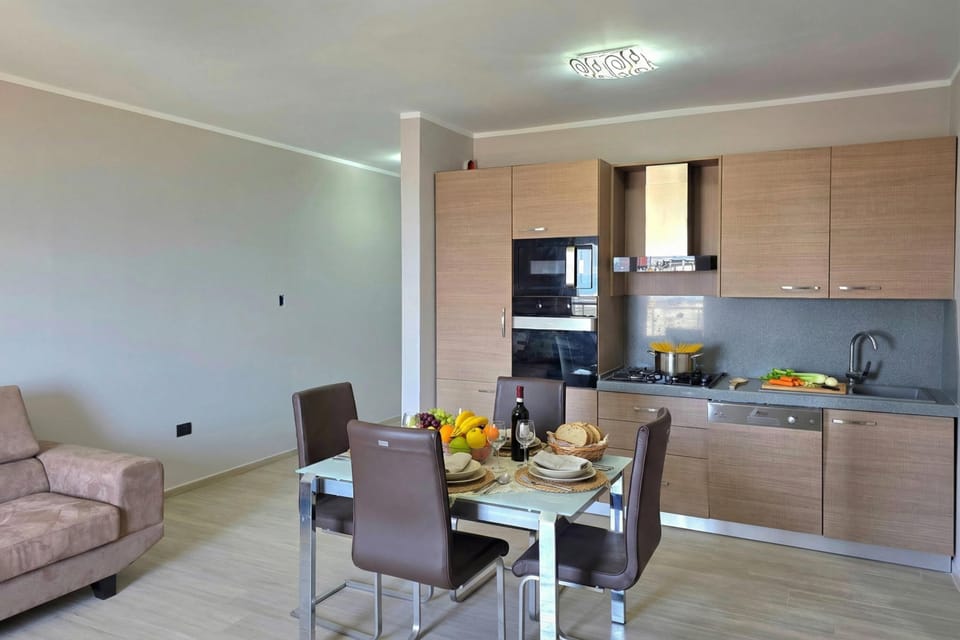 Kitchen and dining area