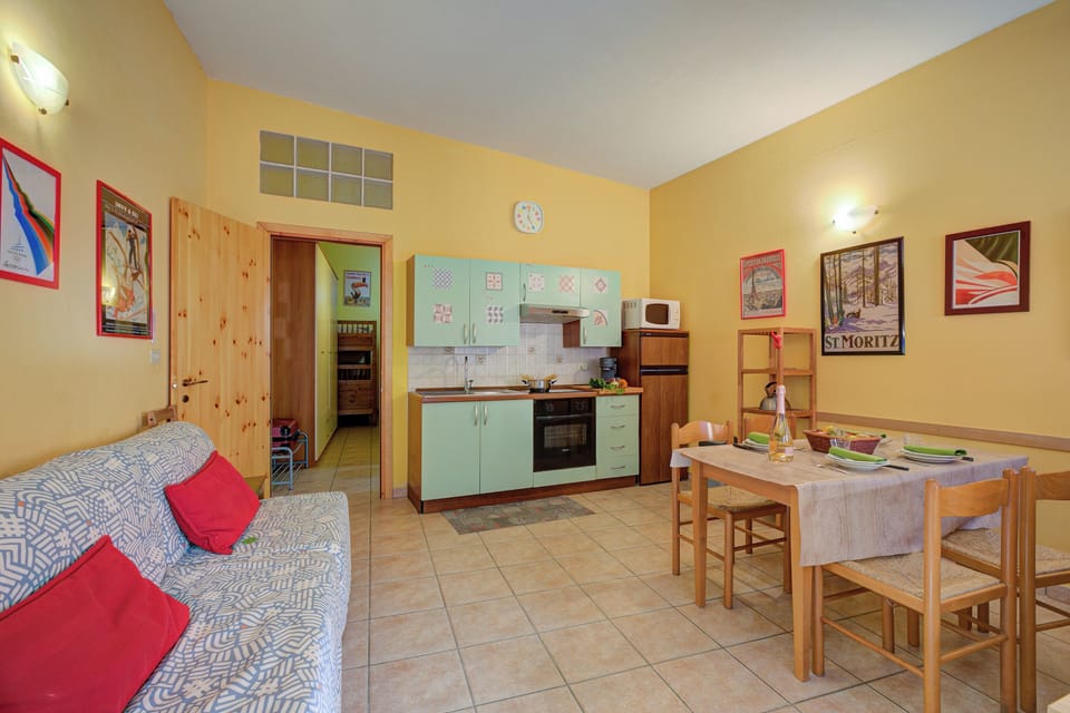 Kitchen and dining area
