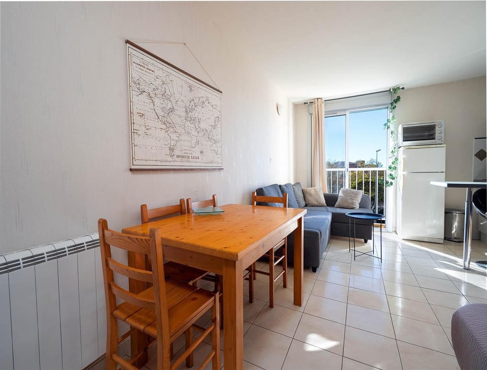 Apartment | Dining