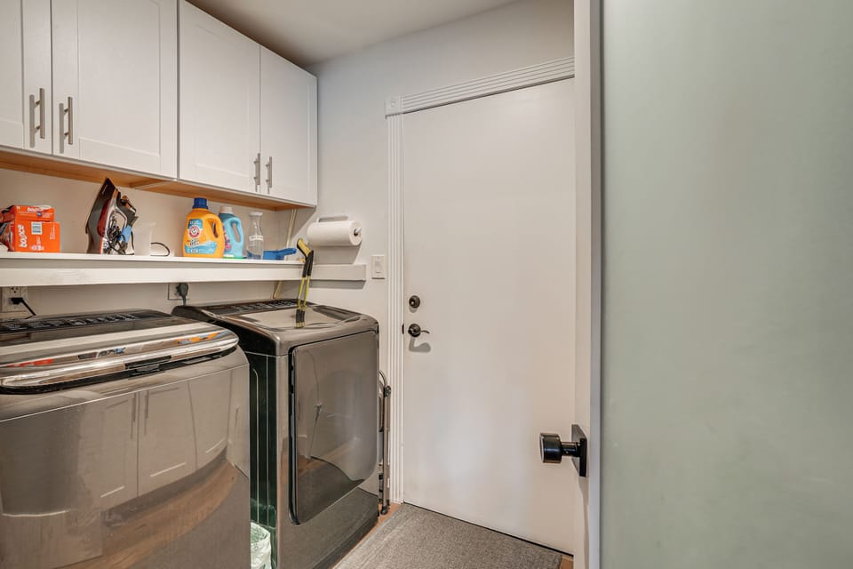 In-Unit Laundry