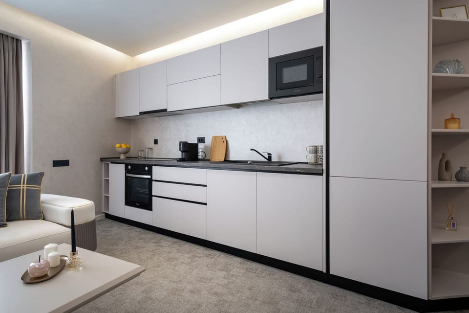 Luxury Apartment | Blackout drapes, soundproofing, free WiFi