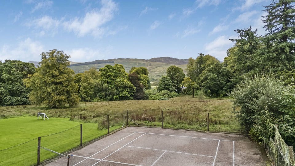 Sport court