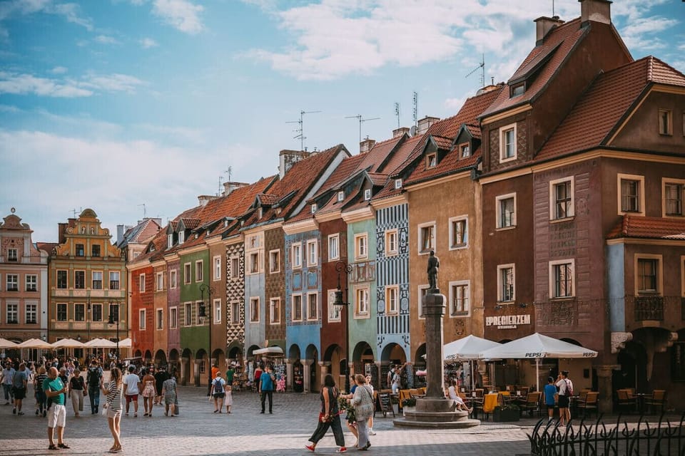 Walk to the Old Market Square – experience the charm of Poznań’s colorful townhouses.