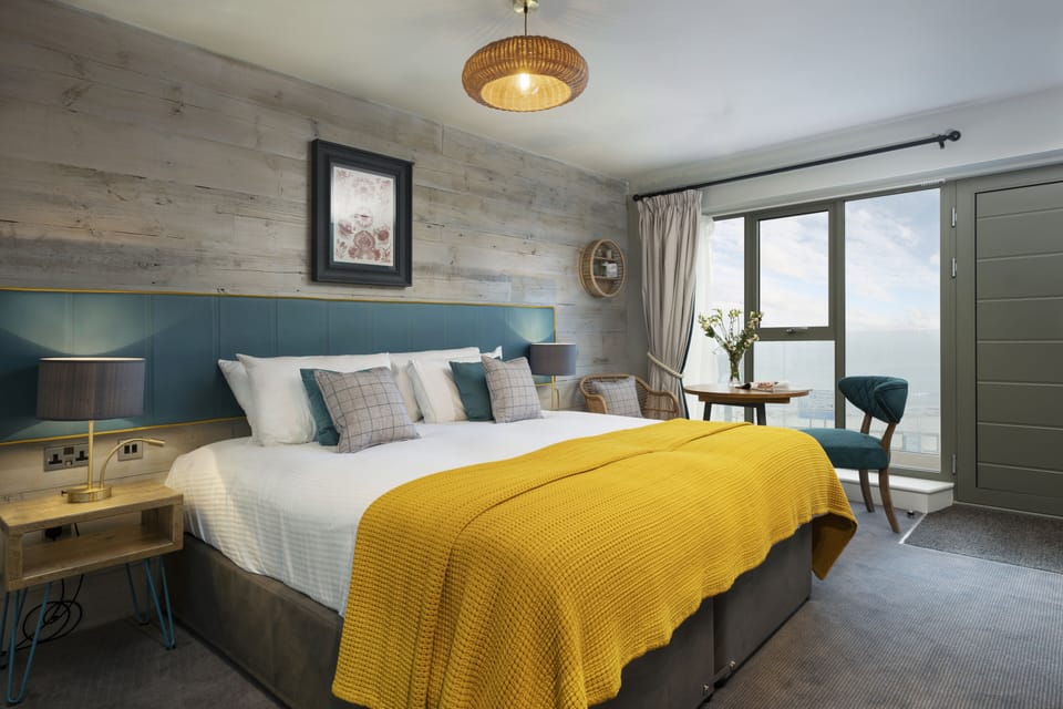 Deluxe Suite | Free WiFi, bed sheets