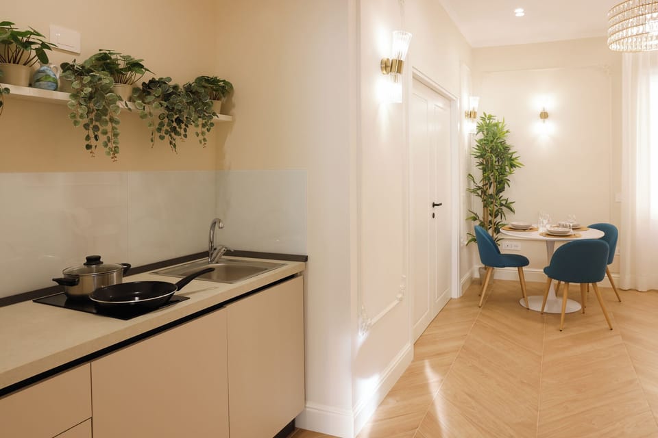 Luxury Quadruple Room, Balcony, City View | Private kitchen
