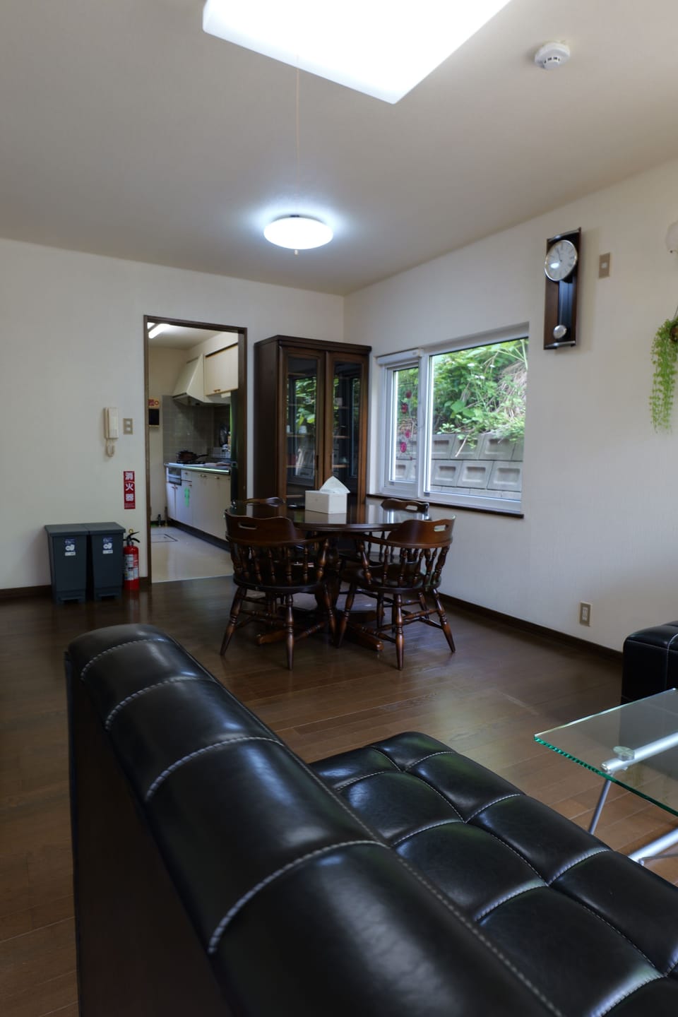 Room, Lanai, Garden View | Living area