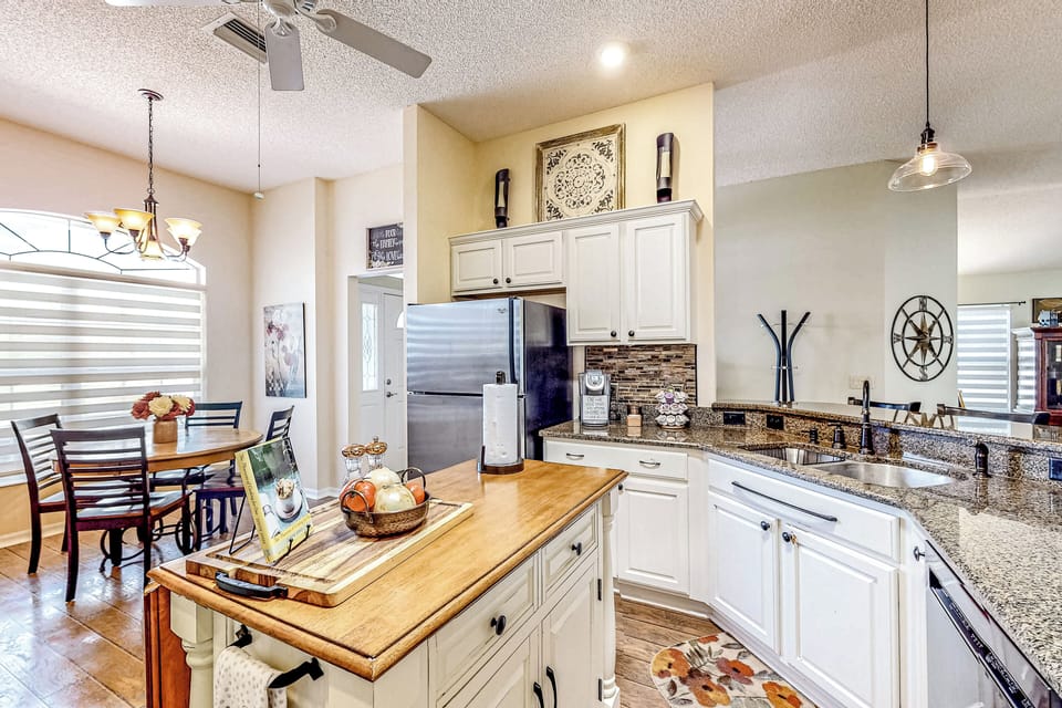 House (3 Bedrooms) | Interior