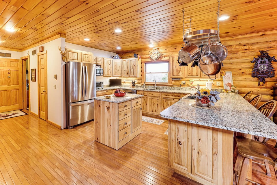 House (3 Bedrooms) | Interior