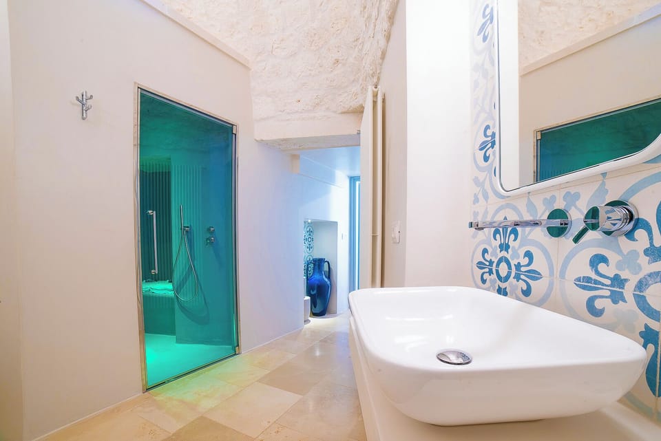 Luxury Room, Patio, Garden View | In-room safe, desk, iron/ironing board, free WiFi