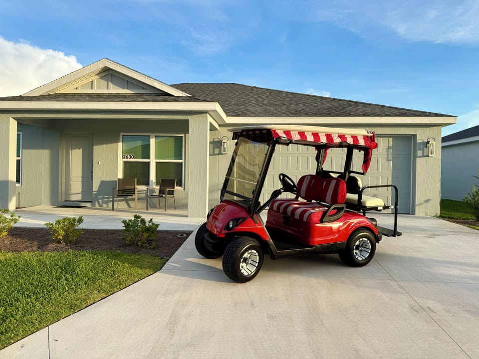 4 BR, 2 Bath home, golf cart included