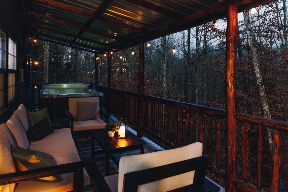 The outdoor living space, with The Daniel Boone National Forest as your backdrop