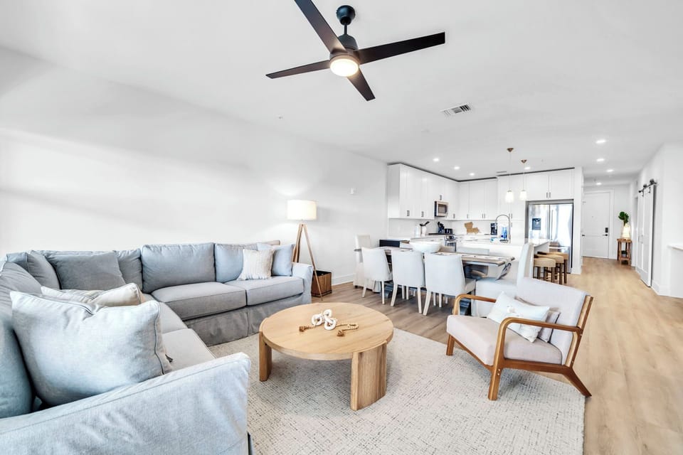 Living Room 1 Part 3
