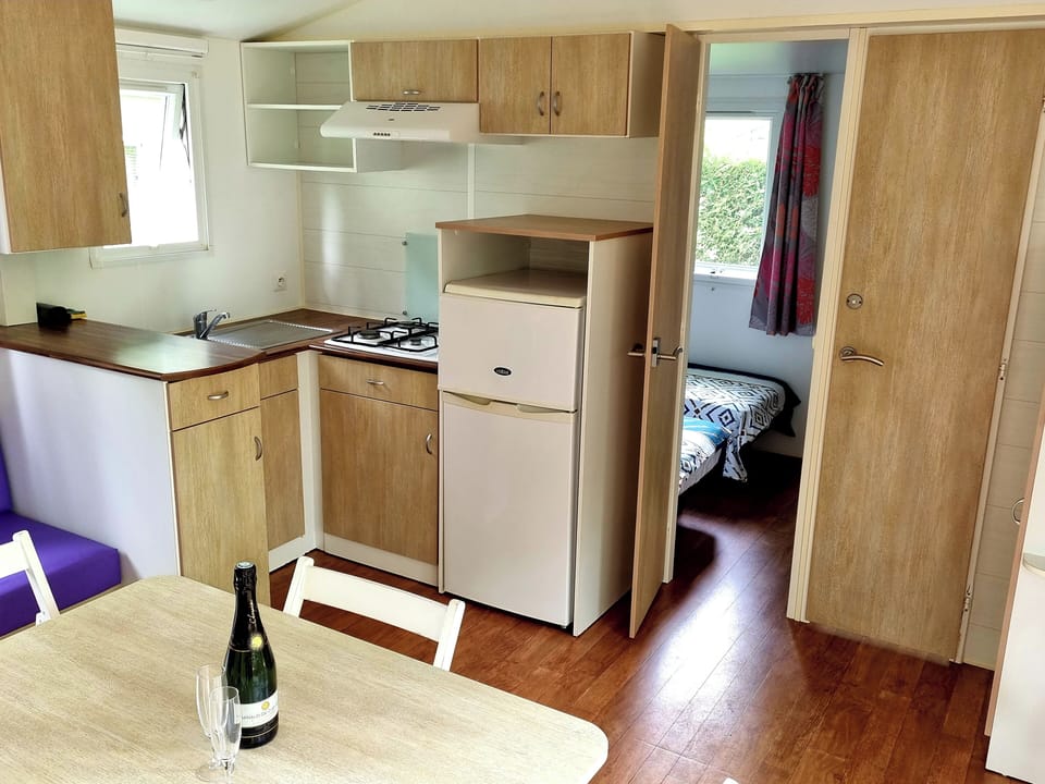 Classic Bungalow, 2 Bedrooms | Living area