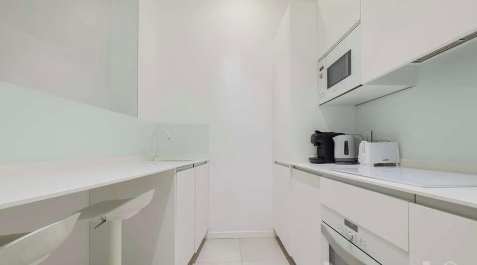 Comfortable and well-organized kitchen