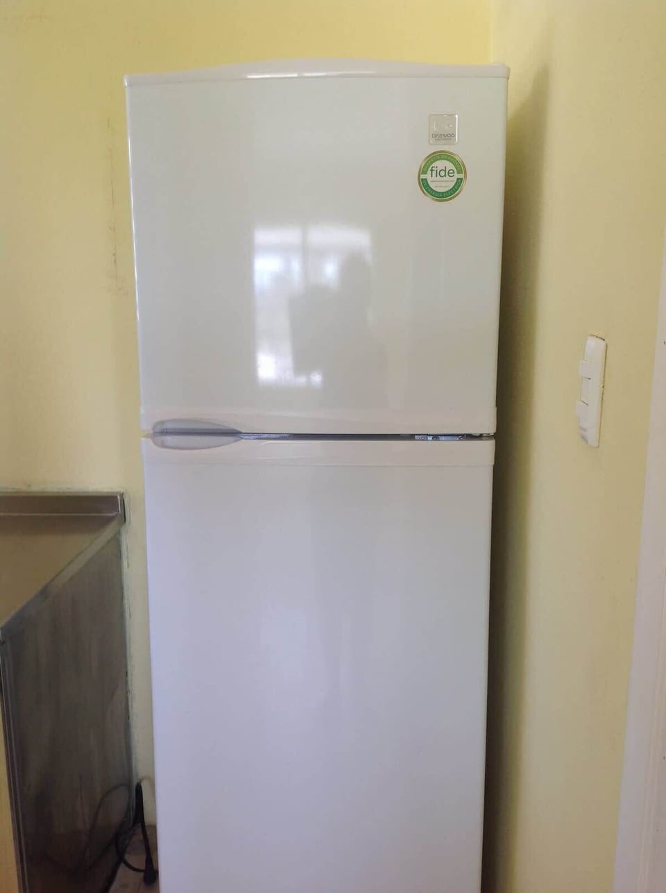 New refrigerator with good sized freezer (no ice crystals!).