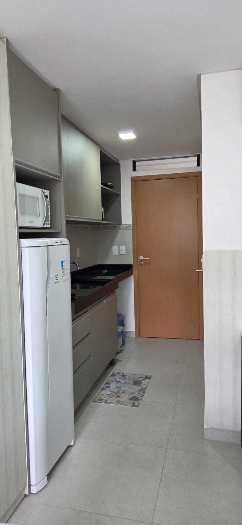 Classic Studio | Private kitchen | Fridge, microwave, stovetop, cookware/dishes/utensils