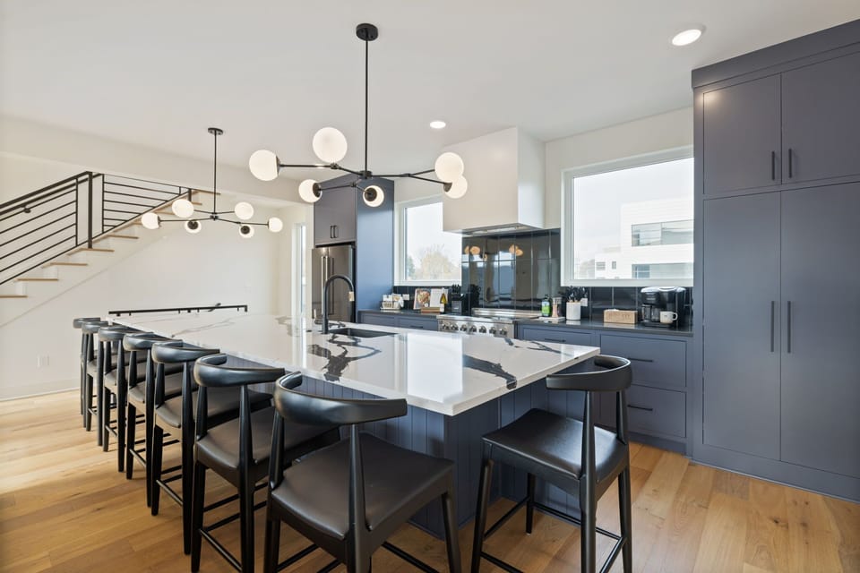 The Ashford – Modern kitchen designed for group dining