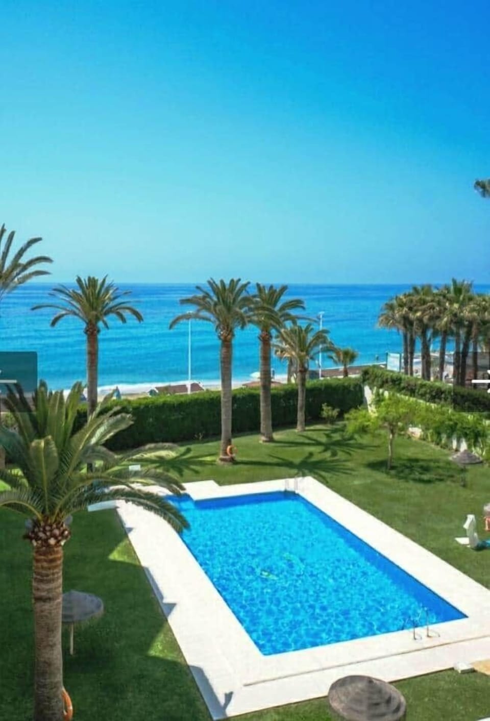 Piscina comunitaria 