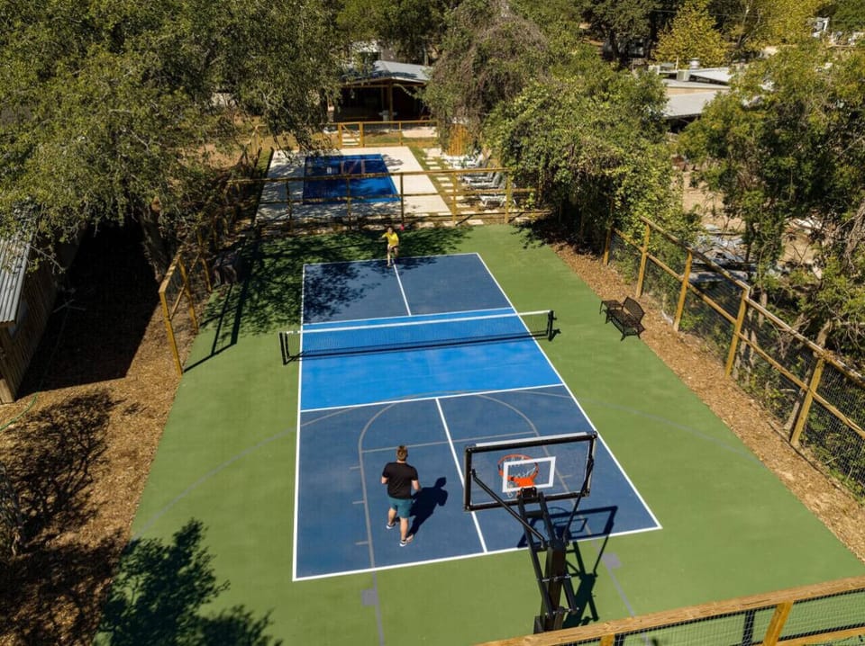 Sport court