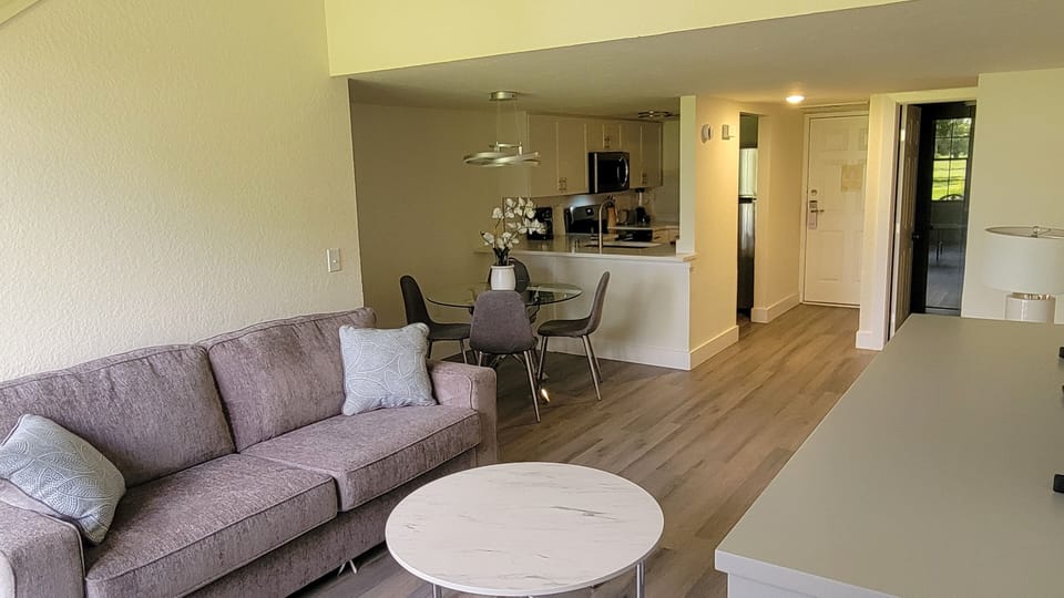 Premier Villa, Multiple Beds, Golf View | Living area | Flat-screen TV
