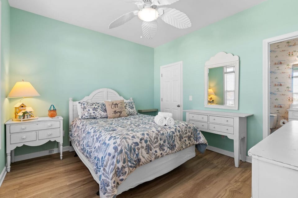 Top Level Queen Bedroom Ensuite