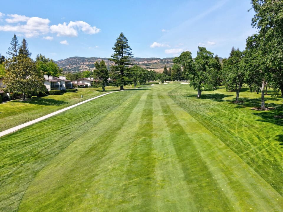 Waking up to fairway views and mountain breezes never gets old