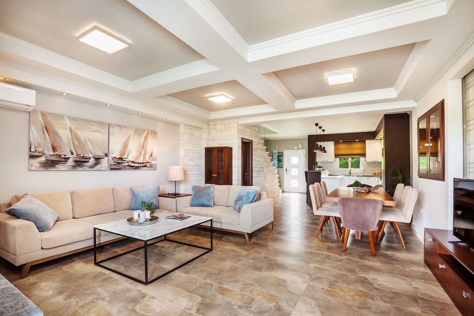 Laid back living area with contemporary charm