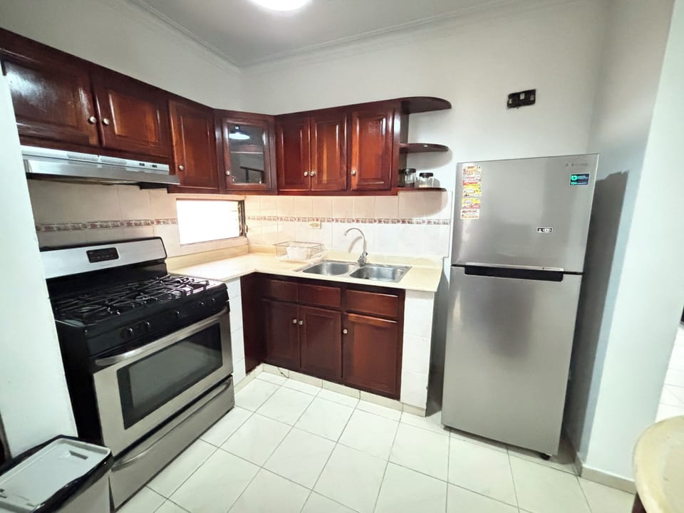 Family Apartment | Private kitchen | Coffee/tea maker, microwave, oven, stovetop