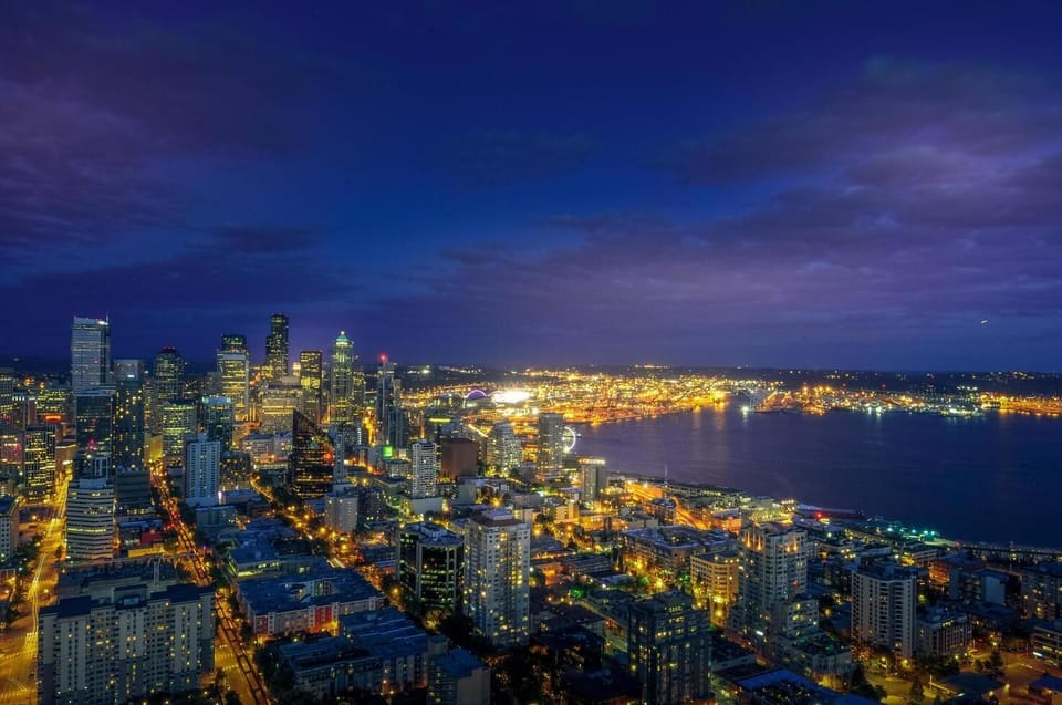 It's 21 mins driving to Downtown Seattle
