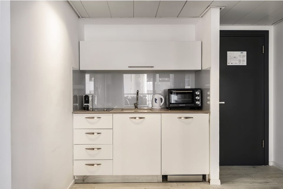 Apartment, Partial Sea View | Interior